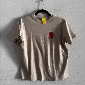 NWT Peanuts Short Sleeve Tee L Tan
